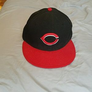 Official on-field Cincinnati Reds hat
